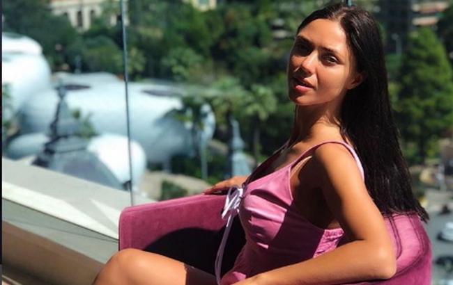 Порой хочется картошки фри: Вика из "НеАнгелов" рассказала о ботоксе и целлюлите