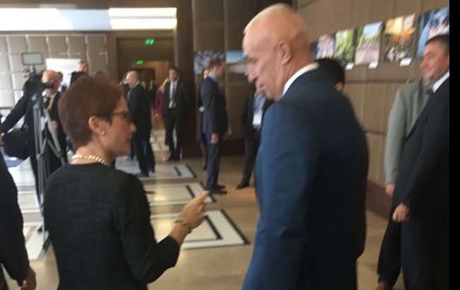 Ярославський обговорив ситуацію в економіці з послом США