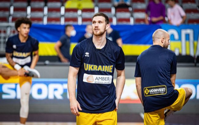 Звезда сборной Украины остался без клуба в НБА