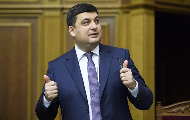 Гройсман доручив ввести в експлуатацію новий корпус "Охматдиту"