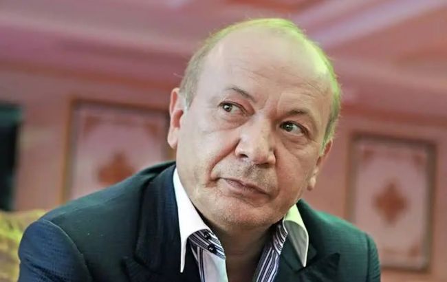 Зеленский ввел санкции против экс-регионала Иванющенко