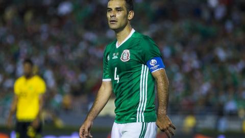 Капітан збірної Мексики побив рекорд Марадони