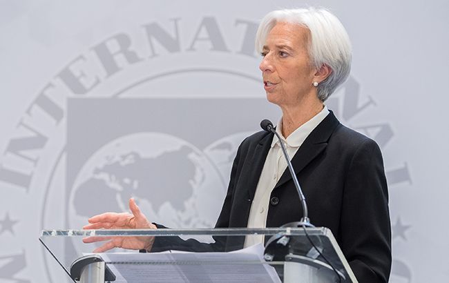 Лагард зупиняє виконання обов'язків глави МВФ