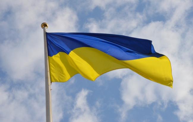 В Константиновке задержан местный житель за попытку сжечь флаг Украины