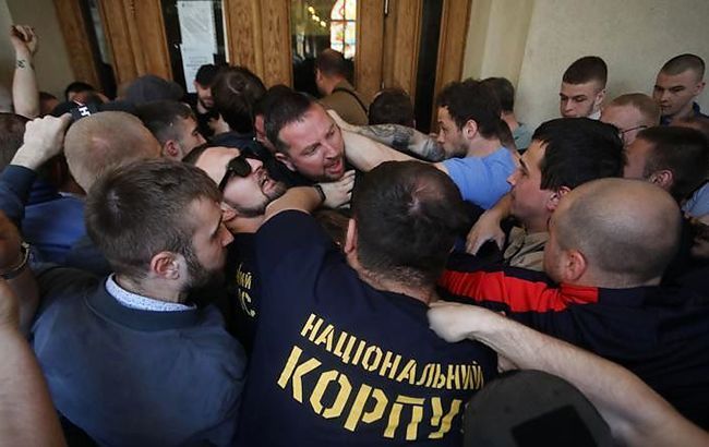 Поліція почала розслідування за фактом штурму Львівської міськради