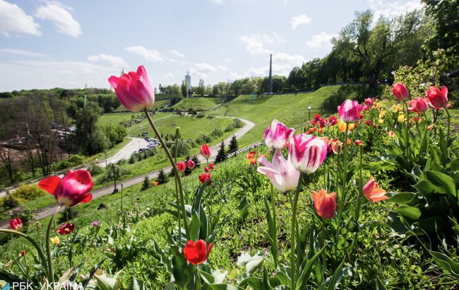 Цьогорічна весна в Києві увійшла до двадцятки найтепліших в історії