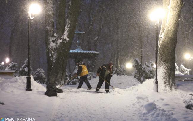 Погода на сьогодні: в Україні переважно сніг, вдень до +5