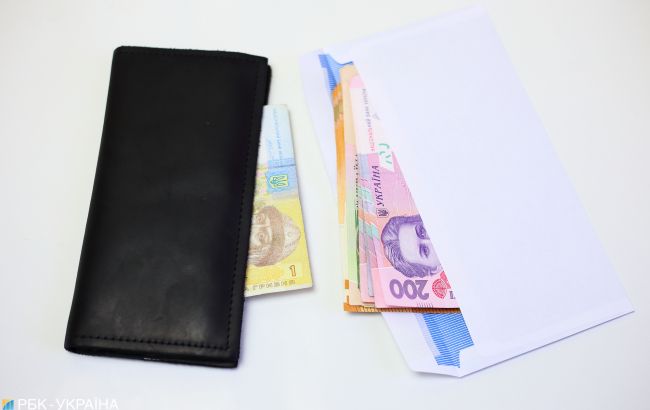 Три четверти украинцев начали экономить в ожидании кризиса