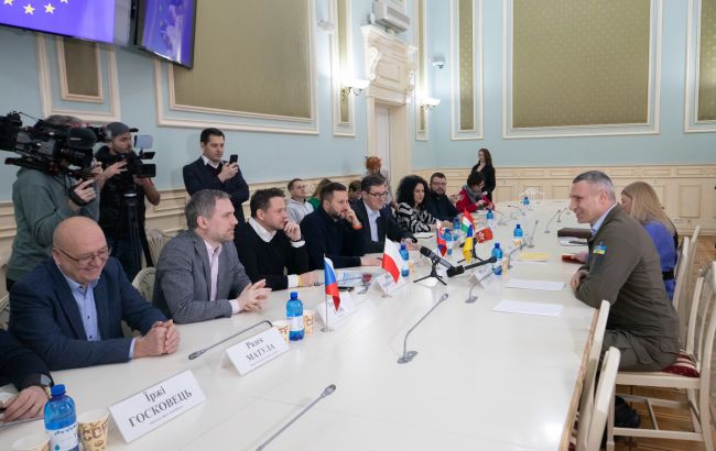 Кличко: заключено соглашение с Варшавским метрополитеном о передаче Киеву 60 вагонов метро