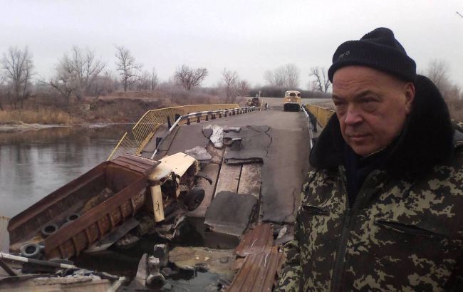 В ході бою в Трьохізбенці поранено 3 військових і 2 мирних жителя, - Москаль