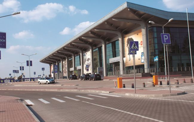 Аэропорт в Харькове возобновил работу в штатном режиме
