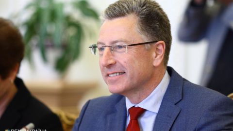 Волкер анонсував зустріч з Сурковим