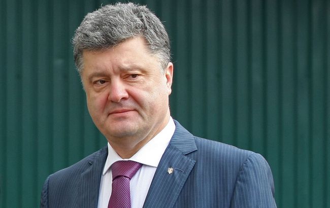 Порошенко закликав визнати АР Крим національно-територіальним утворенням