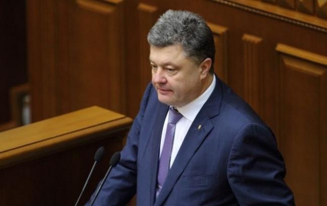 Порошенко объявил о завершении строительства фортификаций на Донбассе