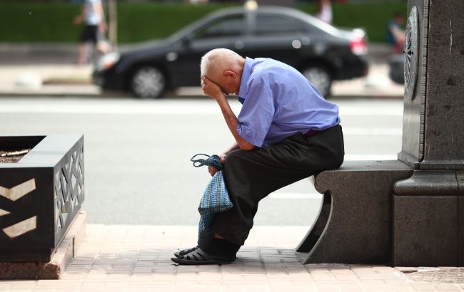 Некоторых украинцев могут лишить пенсий: кто рискует остаться без выплат