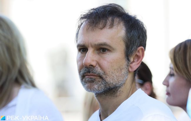 На чорта він там треба: відомий продюсер висловився про Вакарчука в Раді