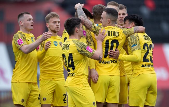 "Днепр-1" минимально переиграл "Верес" и догнал "Шахтер" наверху УПЛ