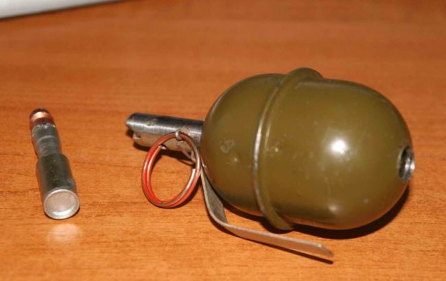 В Харькове неизвестный бросил гранату в аптеку