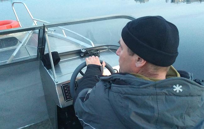 "Звільнили прохід для катерів": у Києві зруйнували дамбу на Бортницькій станції аерації