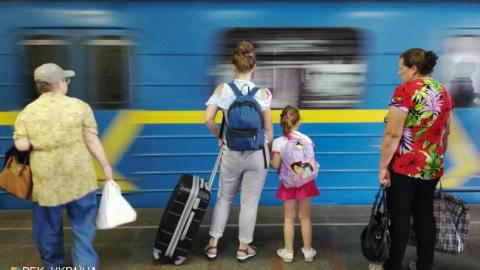 В Киеве возобновили работу метро