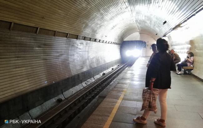 В Киеве из-за аварии закрыли на вход станцию метро "Политехнический институт"