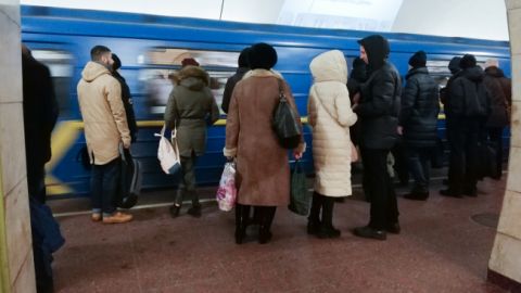 Смертельное ЧП в киевском метро: что произошло (фото)