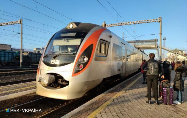 Укрзалізниця призначила на завтра евакуаційний поїзд з Дніпра