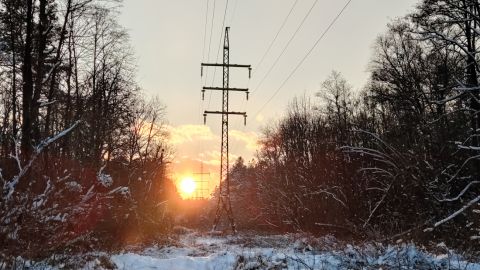 Энергосистема Украины работает без сбоев, все объекты под усиленной охраной