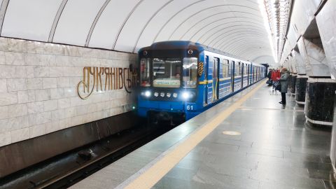 В Киеве изменили график движения поездов в метро на время локдауна