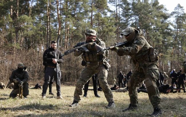 В Киевской области провели военные учения из-за обострения ситуации на Донбассе