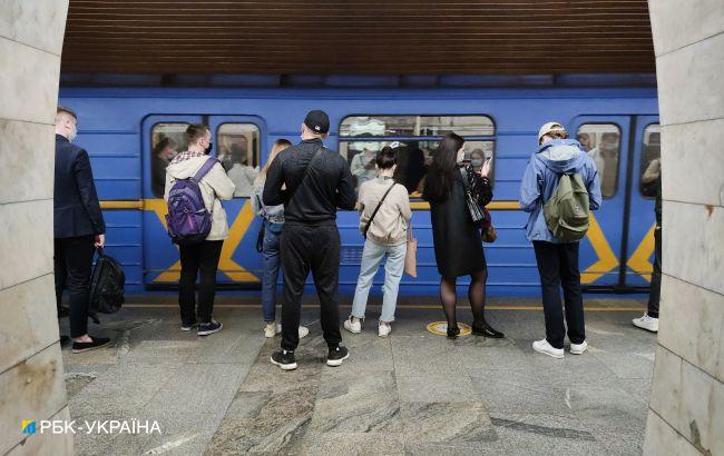 Драка в харьковском метро: машиниста электропоезда отстранили от работы