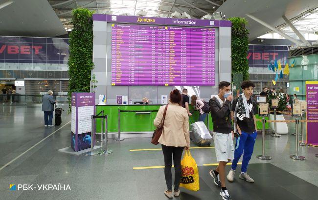 В аеропорту "Бориспіль" зловили ще майже 20 власників фейкових сертифікатів