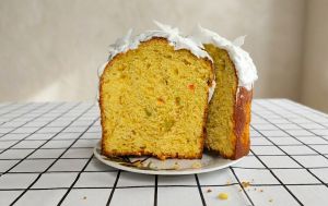 Пухка та ароматна: рецепт ніжної паски на вершках, яка вийде вдалою навіть у новачків