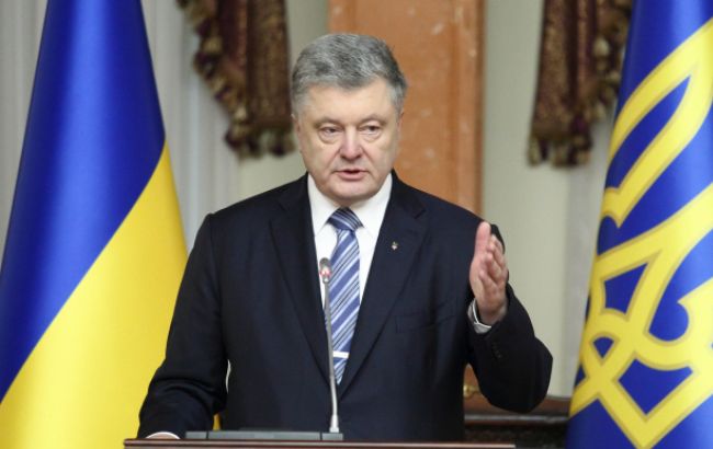 Порошенко: Україна повинна посилити міжнародну підтримку в боротьбі за Крим