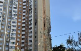 У Києві "приліт" у 24-поверховий будинок, є постраждалі
