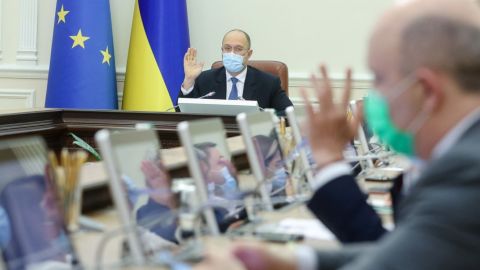 Субсидії уріжуть: підвищені соцнормативи залишили тільки для "червоних" зон