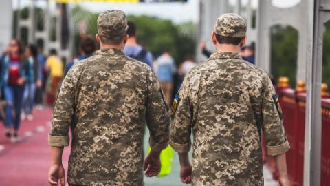 Раненные на Донбассе украинские военные отправились в Болгарию на реабилитацию