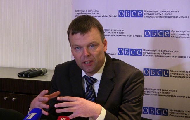 ОБСЕ назвала "военный парад" в Донецке нарушением минских соглашений