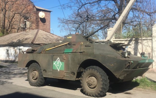На окружные участки в Мариуполе стянули бронетехнику