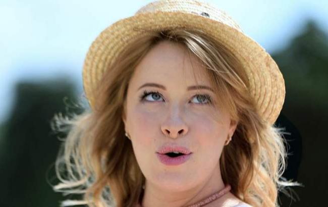 Звезда "Квартала 95" начала выпускать одежду для беременных