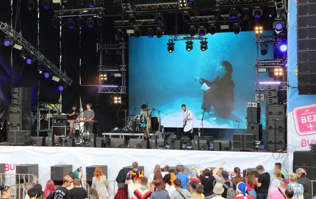 У Дніпрі стартував фестиваль "БezViz": хто запалює глядачів