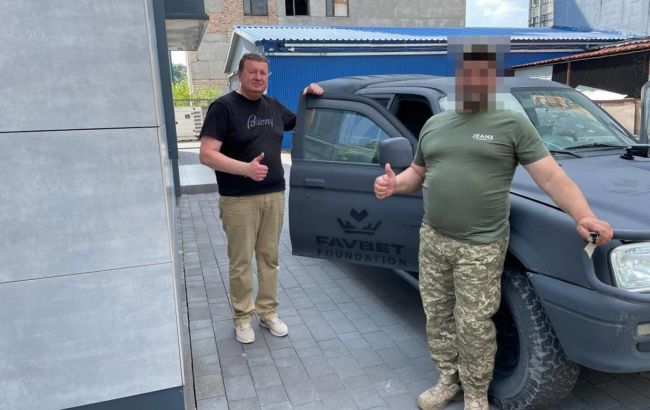 Favbet Foundation передав ЗСУ на донецький напрямок позашляховик Mitsubishi L200