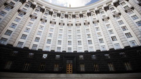 Кабмін сьогодні може продовжити карантин до кінця зими