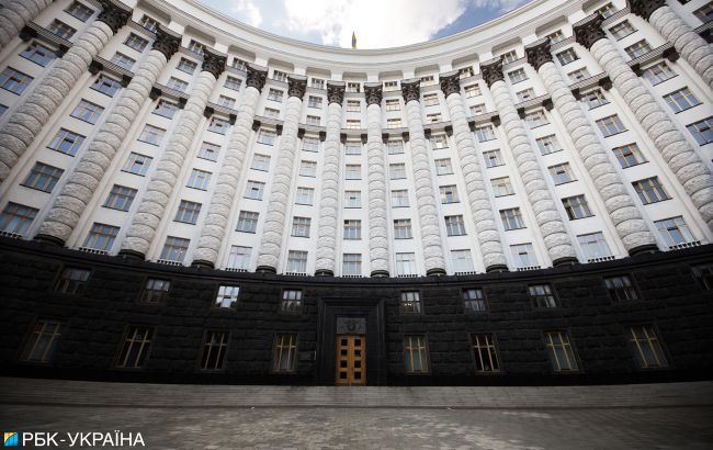 Декрет для мужчин в Украине: Кабмин утвердил порядок предоставления отпуска