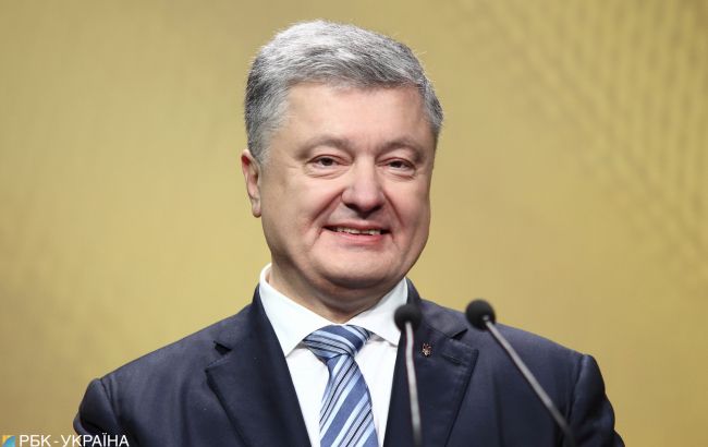 В АП сообщили, когда Порошенко может объявить об участии в выборах