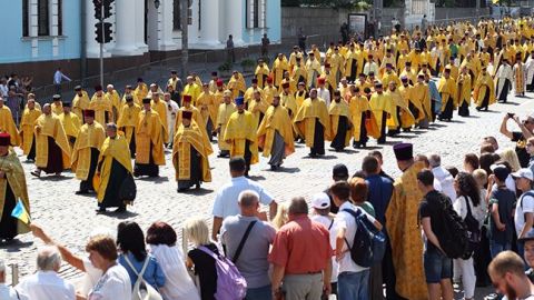 Участие в крестном ходе в Киеве примут более 20 тыс. человек, - полиция