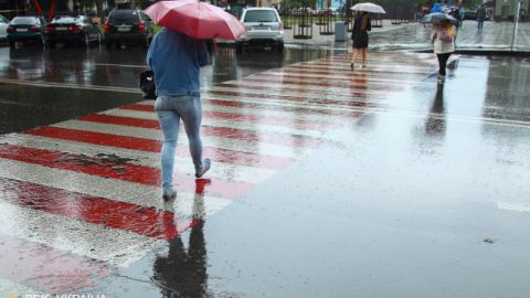 В Україні сьогодні пройдуть дощі з грозами