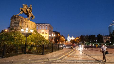 Українці назвали найбільш позитивні і негативні постаті в історії країни