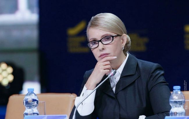 Тимошенко помітили під час реєстрації на рейс до США: фото