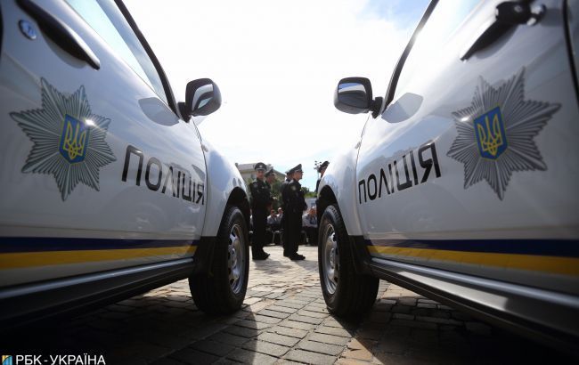 У Києві зняли на відео, як "коп" прикриває злодія, який побив чотирьох поліцейських